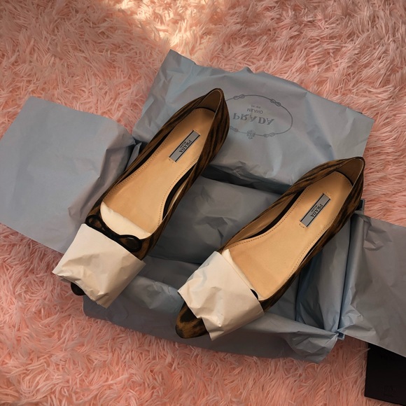 Prada Leopard Print Flats - Picture 3 of 11